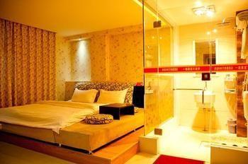 Lucky 5 Million Express Hotel Yuxi คุนหมิง ภายนอก รูปภาพ