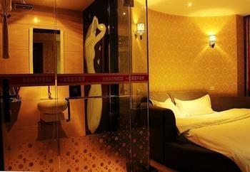 Lucky 5 Million Express Hotel Yuxi คุนหมิง ภายนอก รูปภาพ