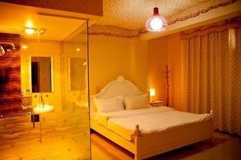 Lucky 5 Million Express Hotel Yuxi คุนหมิง ภายนอก รูปภาพ